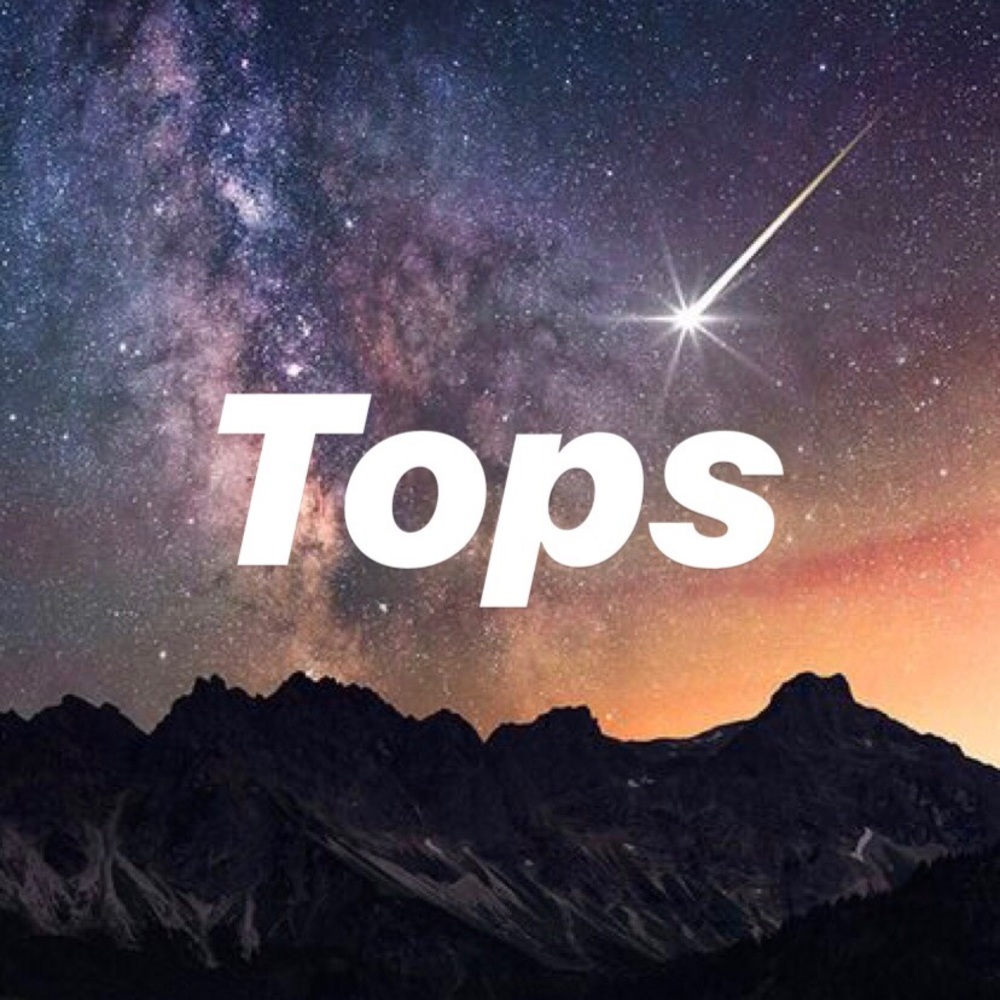 ⚡️Tops⚡️ - Picture 2 of 2